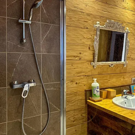Le Du Village - Parking Chalet *
