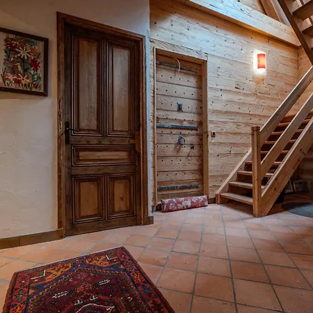 Le Du Village - Parking Chalet Huez